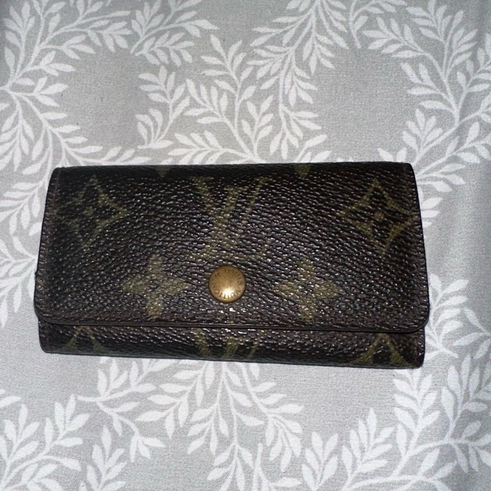 Louis Vuitton key holder Brown Monogram